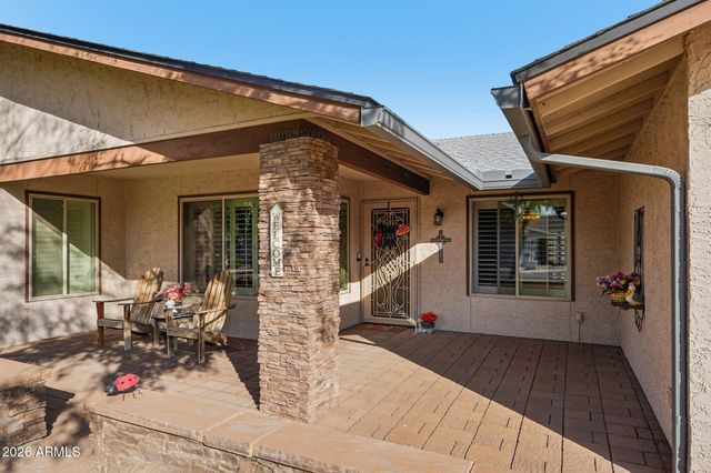 1810 E HARMONT Drive, Phoenix, AZ 85020