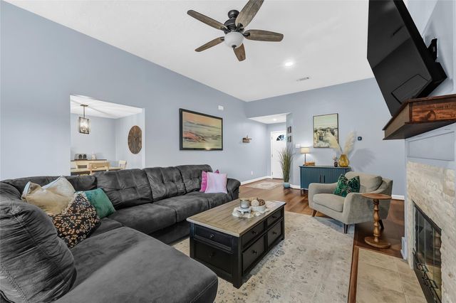 22318 Hollybranch Drive, Tomball, TX 77375