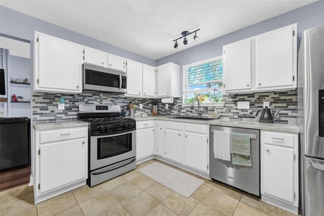 22318 Hollybranch Drive, Tomball, TX 77375