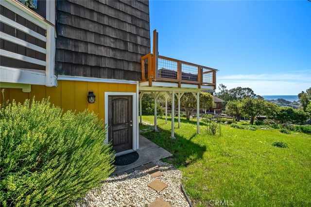 560 Canterbury, Cambria, CA 93428