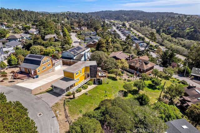 560 Canterbury, Cambria, CA 93428