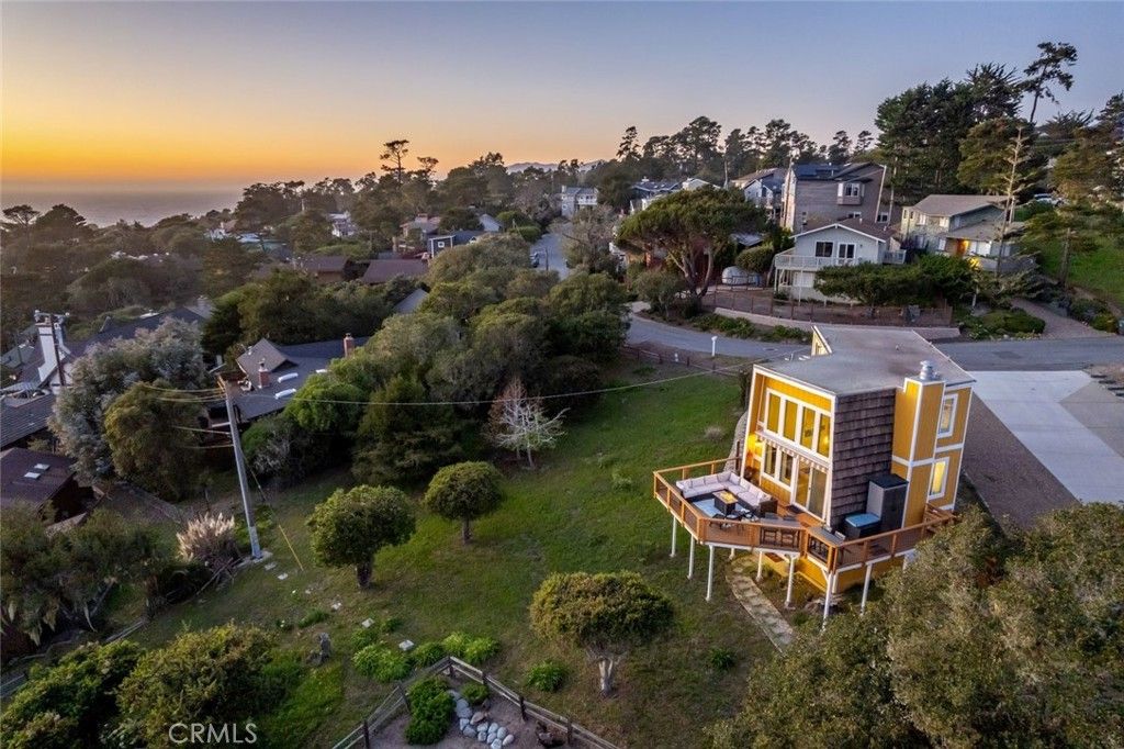 560 Canterbury, Cambria, CA 93428