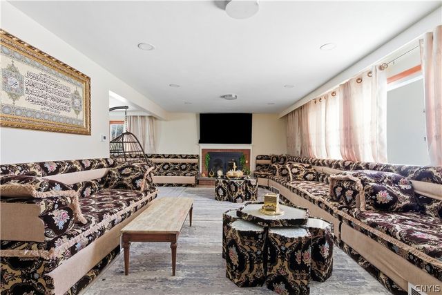 5094 Skyline Drive, Onondaga, NY 13215