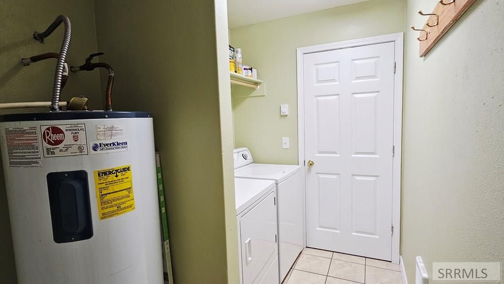 Image 15 of property listing at 334 Catherine Lane, Salmon, ID 83467