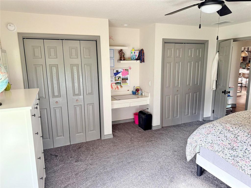 Image 21 of property listing at 4100 SE 53RD COURT, Ocala, FL 34480