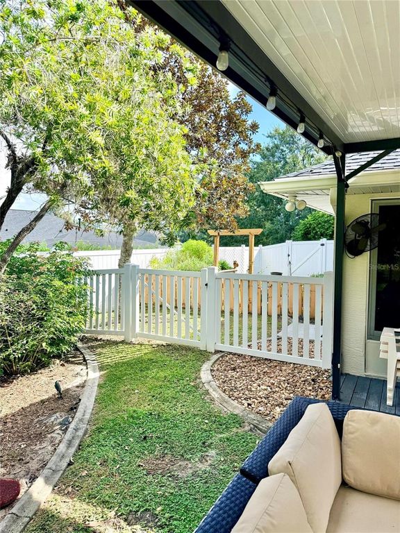 Image 35 of property listing at 4100 SE 53RD COURT, Ocala, FL 34480