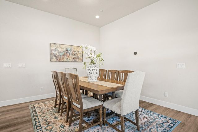 3524 Deer Park Dr, Folsom, CA 95630