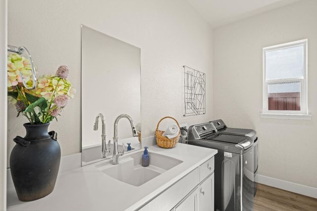 3524 Deer Park Dr, Folsom, CA 95630