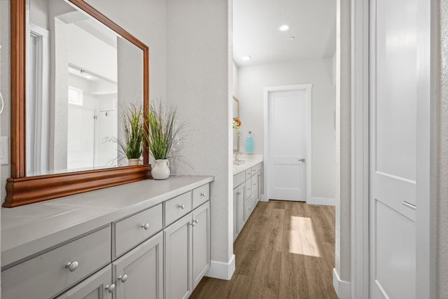 3524 Deer Park Dr, Folsom, CA 95630