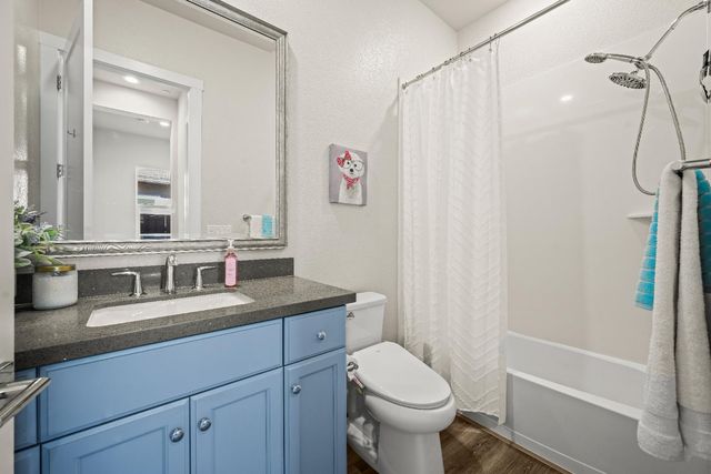 3524 Deer Park Dr, Folsom, CA 95630