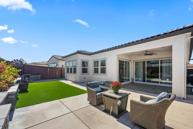 3524 Deer Park Dr, Folsom, CA 95630