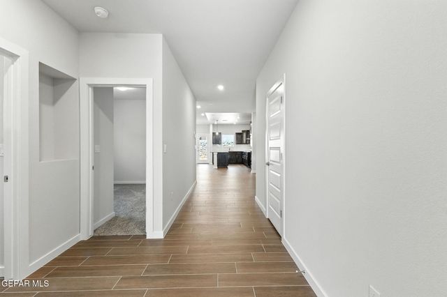 5736 Adamsville Avenue, El Paso, TX 79934