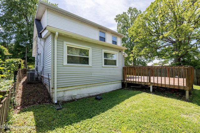 4618 Grandview Dr, Louisville, KY 40216
