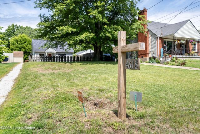 4618 Grandview Dr, Louisville, KY 40216