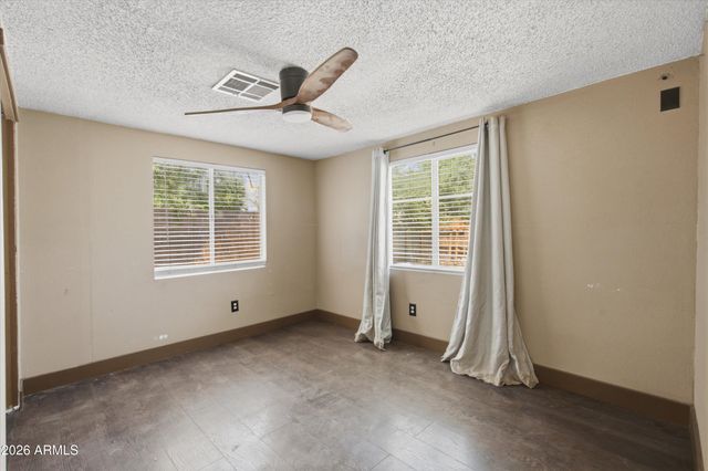 2744 W MARYLAND Avenue, Phoenix, AZ 85017