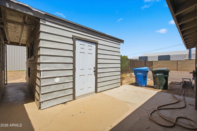 2744 W MARYLAND Avenue, Phoenix, AZ 85017