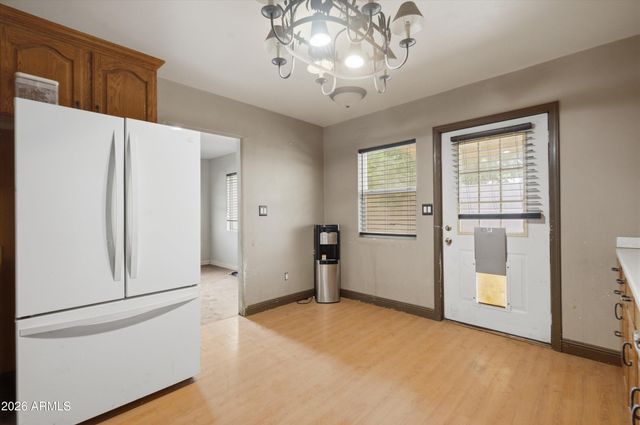 2744 W MARYLAND Avenue, Phoenix, AZ 85017