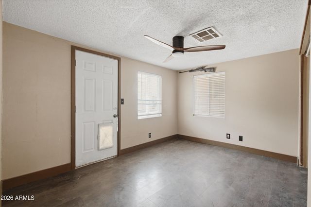 2744 W MARYLAND Avenue, Phoenix, AZ 85017