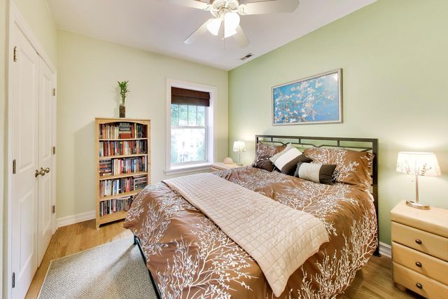 2215 W FOSTER Avenue 3, Chicago, IL 60625