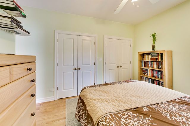 2215 W FOSTER Avenue 3, Chicago, IL 60625