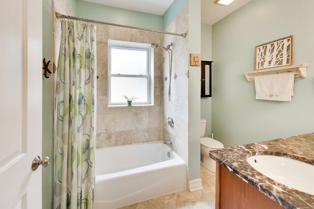 2215 W FOSTER Avenue 3, Chicago, IL 60625