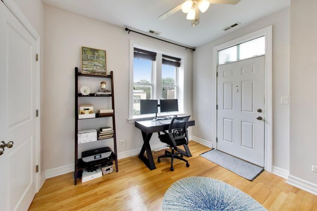 2215 W FOSTER Avenue 3, Chicago, IL 60625