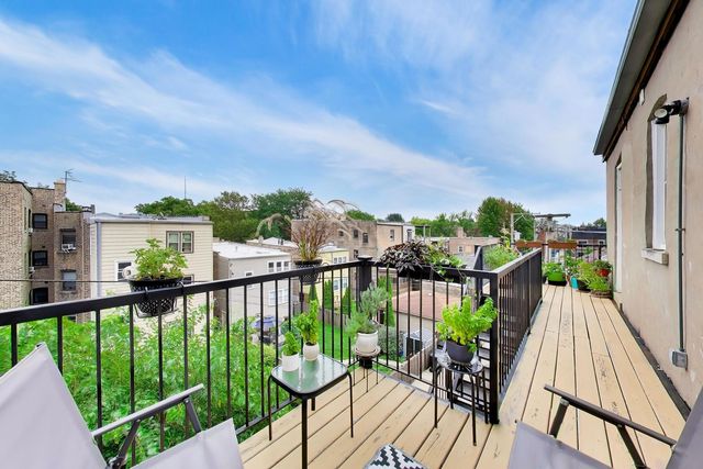 2215 W FOSTER Avenue 3, Chicago, IL 60625