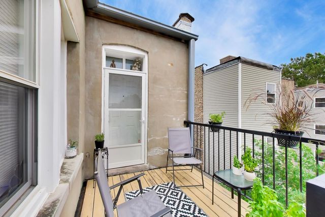 2215 W FOSTER Avenue 3, Chicago, IL 60625