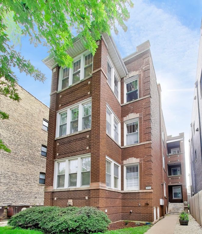 2215 W FOSTER Avenue 3, Chicago, IL 60625