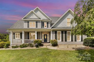 3068 Green Acres Lane, Claremont, NC 28610
