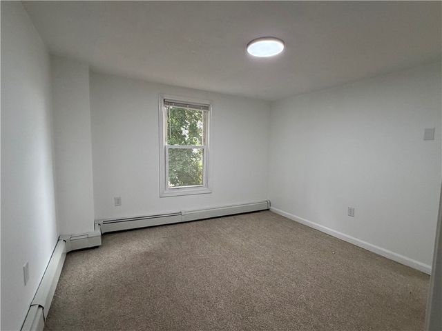38 Marion Avenue N, Providence, RI 02905