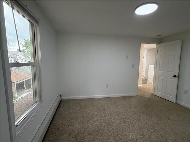 38 Marion Avenue N, Providence, RI 02905