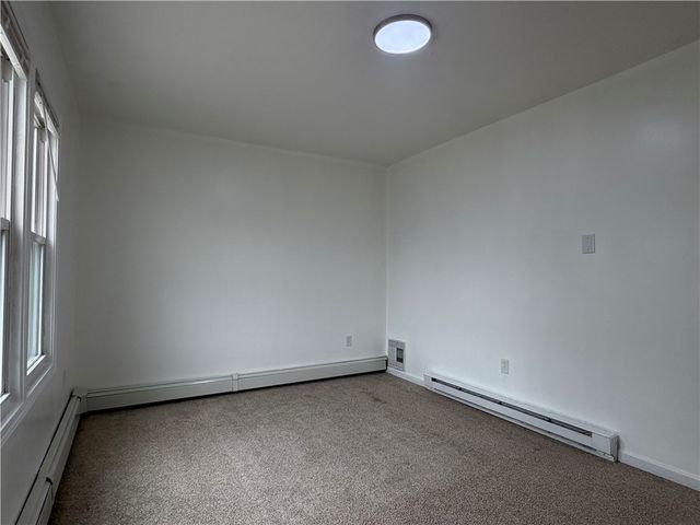 38 Marion Avenue N, Providence, RI 02905