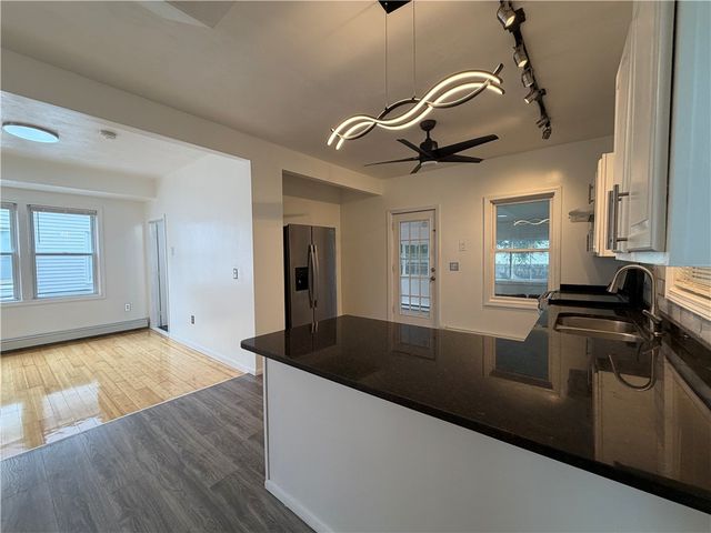 38 Marion Avenue N, Providence, RI 02905