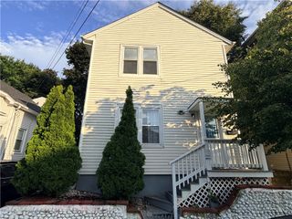 38 Marion Avenue N, Providence, RI 02905