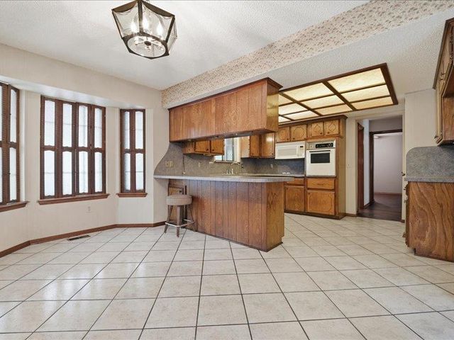 6306 NW 31st Terrace, Bethany, OK 73008