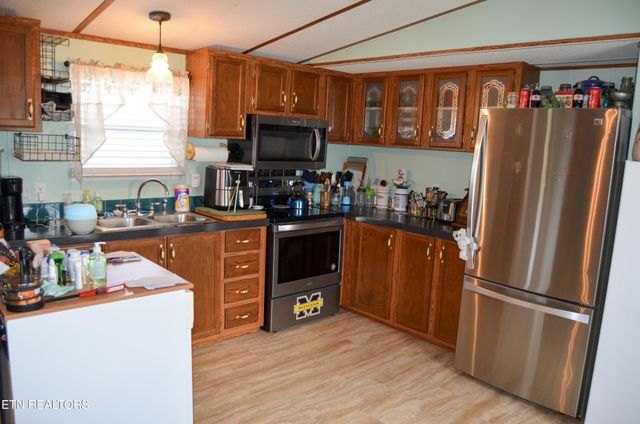 11440 Highway 70 W, Sparta, TN 38583