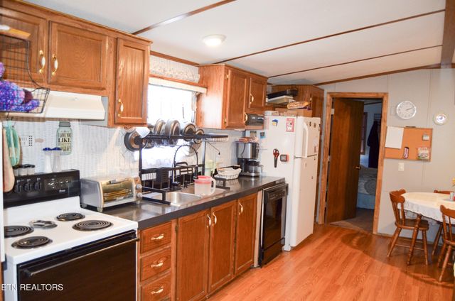 11440 Highway 70 W, Sparta, TN 38583