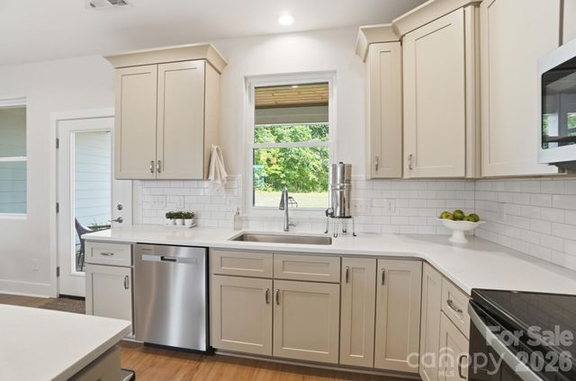 27636 Taylor Lane, Albemarle, NC 28001