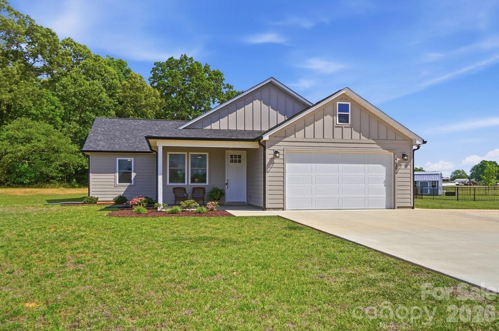 27636 Taylor Lane, Albemarle, NC 28001