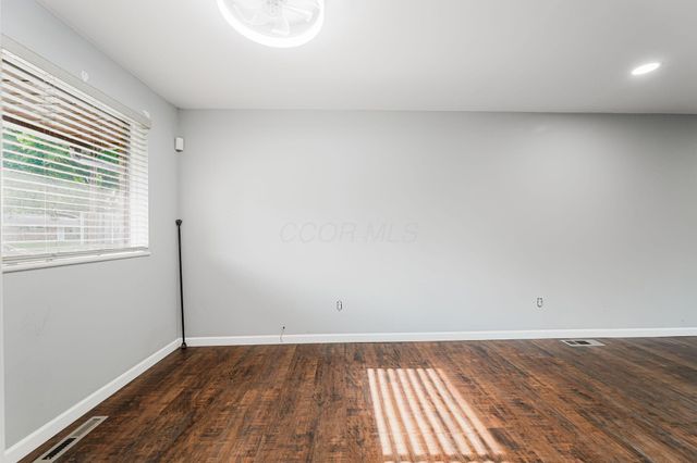 1582 Stouder Drive, Reynoldsburg, OH 43068