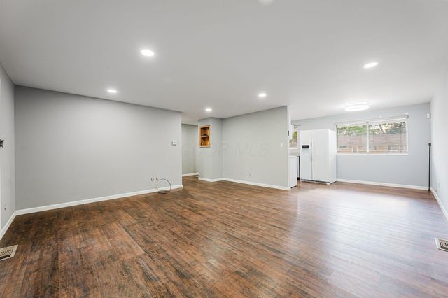 1582 Stouder Drive, Reynoldsburg, OH 43068