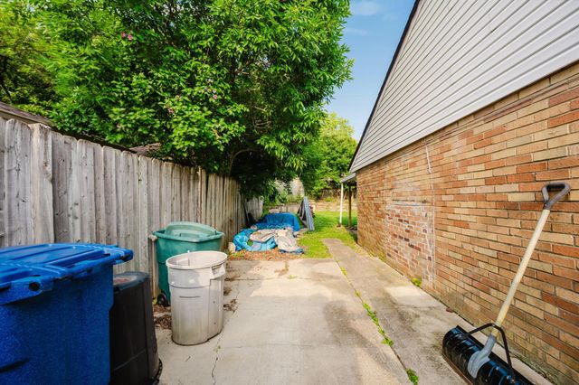 1582 Stouder Drive, Reynoldsburg, OH 43068