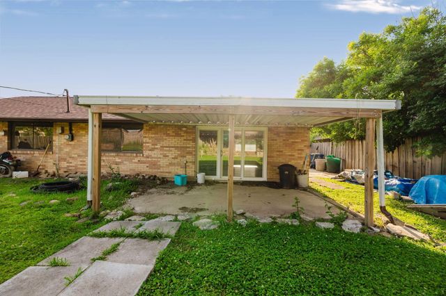 1582 Stouder Drive, Reynoldsburg, OH 43068