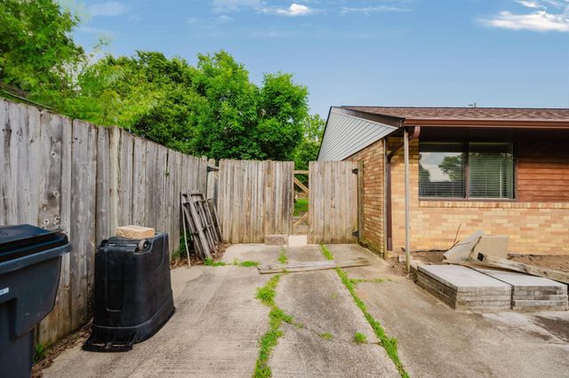 1582 Stouder Drive, Reynoldsburg, OH 43068