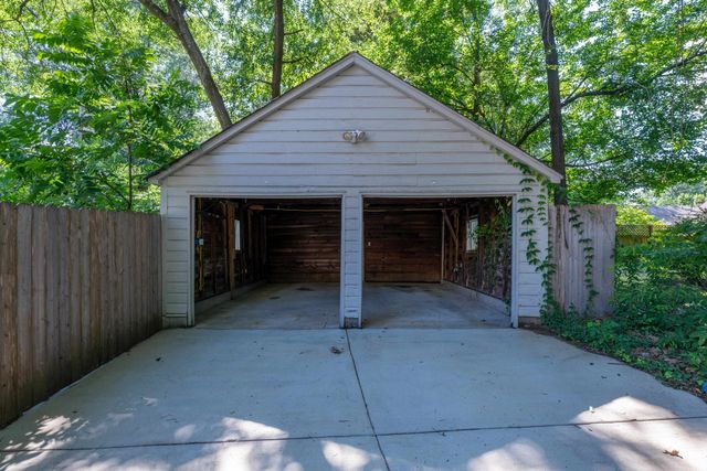 37 S ALICIA DR, Memphis, TN 38112