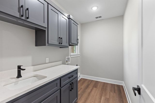 138 Heather Ln, New Diana, TX 75640