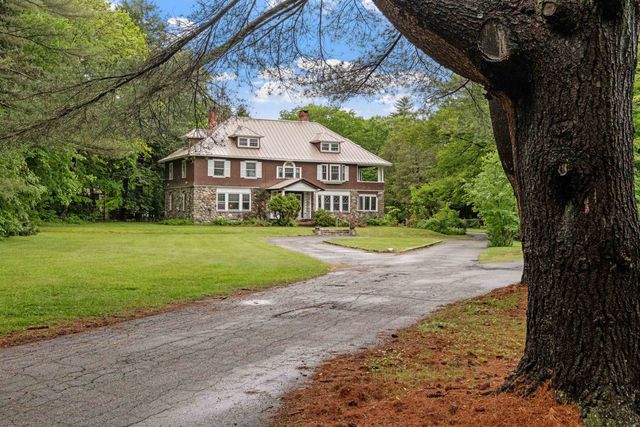 1 Foster Place, Claremont, NH 03743