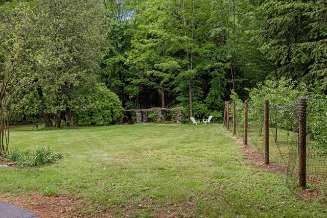 1 Foster Place, Claremont, NH 03743