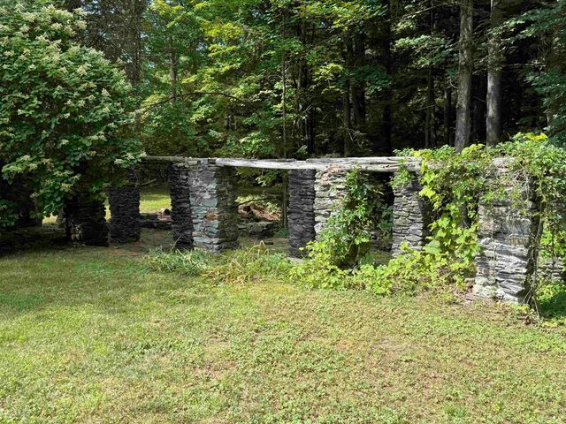 1 Foster Place, Claremont, NH 03743